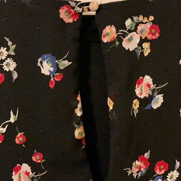 Like New Beautiful Everly Dress - Picture 6 of 7